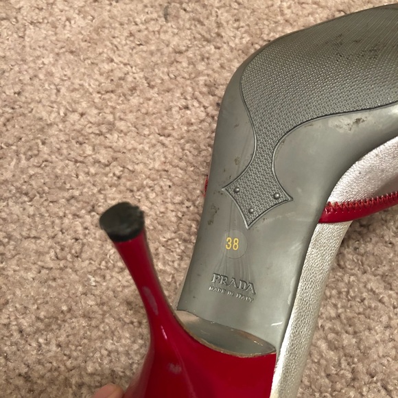 Prada vintage silver and red slip on heels 38 - Picture 3 of 5